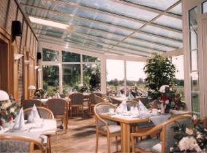 conservatory / sun lounge